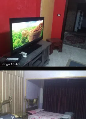 من المالك ع البحر اول نمره كل العدادات بالعفش والتكيفات وسط جميع الخدمات جميع الكماليات وسط المدينه