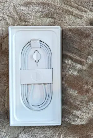 كيبل شحن iphone 16  جديد غير مستخدم Original iPhone 16 pro max cable