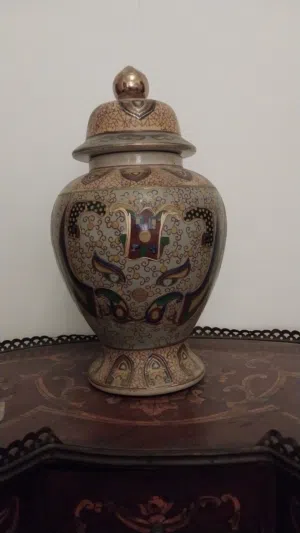 فازة زنجبيل صيني أصلي - حجم كبير 30 سم - نقش بارز يدوي (Moriage)