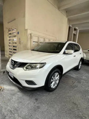 Nissan xtrail model 2017 very clean car