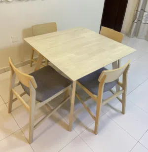 طاولة طعام للبيع