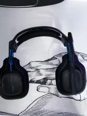 سماعة Astro A50 نظيفة