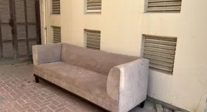 للبيع كرسي