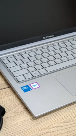 لابتوب اسوس فيفو بوك عبارة جديد intel core 5 120u / 16gb ram / 512gb ssd m.2