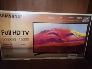 شاشة سامسونج 40 بوصه
