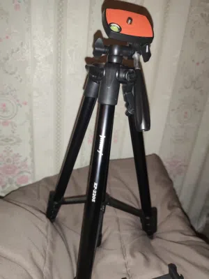 Jmary Tripod Stand for Sale   حامل موبايل / كاميرا من Jmary للبيع