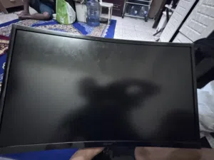 شاشة كمبيوتر