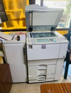 طابعة ريكو بحالة ممتازة