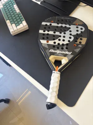 bull padel neuron 02 2026