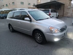KIA carnival, 2013