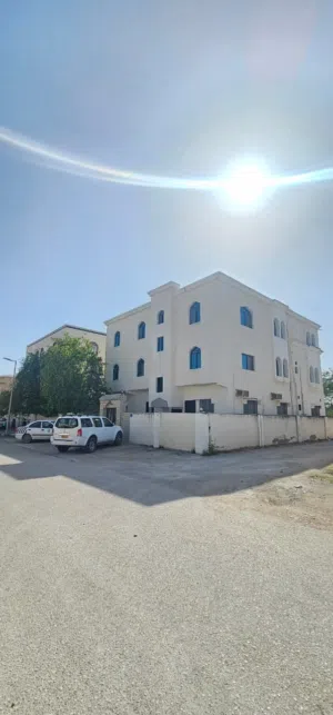 900 m2 More than 6 bedrooms Townhouse for Sale in Dhofar Salala