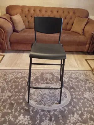 كرسي طعام عالية عدد 1 للمطبخ تم شراءها من آيكيا.. المقاييس؛ المقعد 75 سم من الأرض و الضهر 100 سم