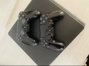 بلايستيشن 4 PS4 Slim 1000 giga للبيع