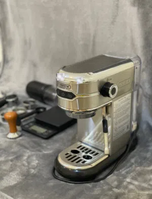 للبيع مكينة قهوة HIBREW H11 مع كامل الأدوات