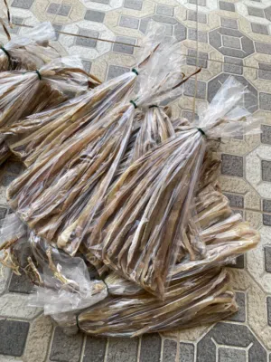عوال سبلي محيف وجاهز جديد بسعر ممتاز الكيس فيها 20عود