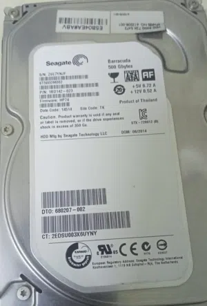 2 هاردسكات كمبيوتر مكتبي (3.5") (Western Digital & Seagate) بحالة ممتازة وفحص 100%