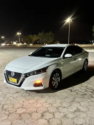 Used Nissan Altima in Muscat