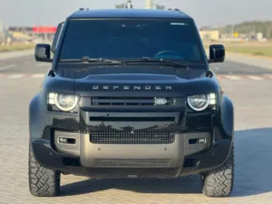 LAND ROVER DEFENDER 2023 GCC UNDER WARRANTY FULL OPTION