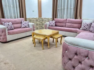 طقم كورنر  هولو كامل سفنج عليه طبقت بلستر   مع جميع مخدات بلصافه في مخده مش مصوره