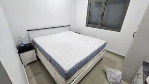مرتبة 180×200 من ايكيا استخدام خفيف جدا