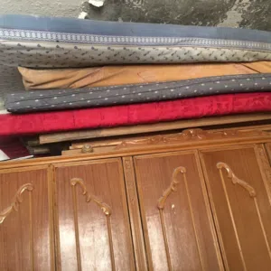 فرشات سفنج مستعمل بحالة جيدة