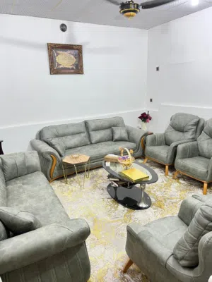 بيت ركن ع شارع الطويسه الرئيسي للبيع موقع تجاري