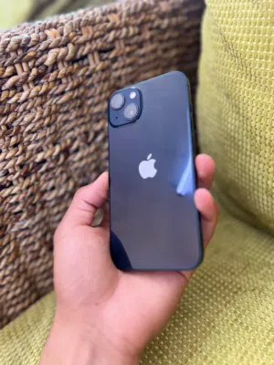 Apple iPhone 13 128 GB in Zarqa