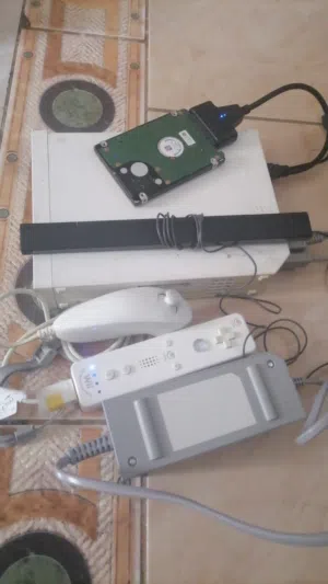 جهاز نينتندو وي wII hacked