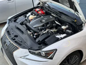 Lexus is200T 2017