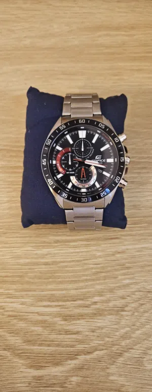 ساعة كاسيو (casio edifice) للبيع