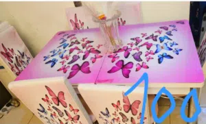 غرفة سفرة مع 6 كراسي