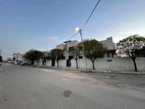 بيت مستقل للايجار جنوب قصر العوادين