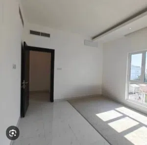Monthly . 30 ft²0
