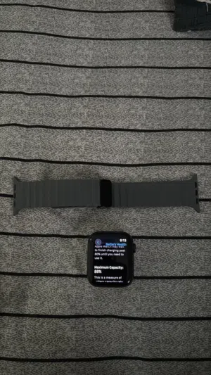 Apple smart watches for Sale in Muscat