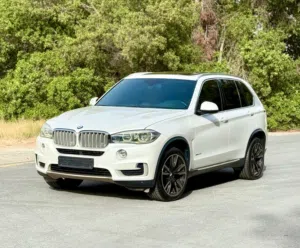 بي ام دبليو X5 XDrive35i موديل 2015 7 مقاعد 6 سلندر توين تيربو  خليجي بحالة ممتازة