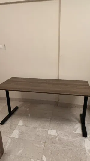 طاوله جديده للبيع new table for sale