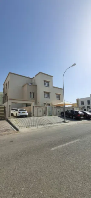 170 m2 2 Bedrooms Apartments for Rent in Muscat Al Maabilah