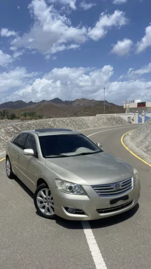 Used Toyota Aurion in Al Dakhiliya