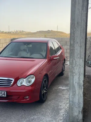 مرسيدس 2005 C200