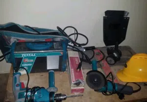 للبيع دريل كهرباءفقط أما الباقي لا جديد (استعمل مرتين فقط)
