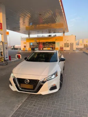 Used Nissan Altima in Muscat
