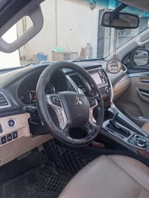 Used Mitsubishi Montero Sport in Muscat