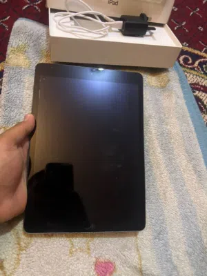 Apple iPad 8 32 GB in Baghdad