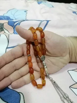 مسبحة عقيق اصلي غير معالج