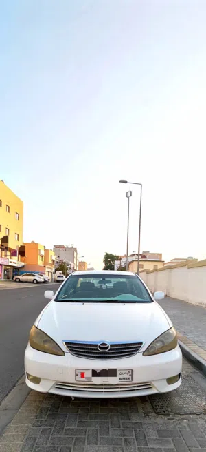 للبيع كامري نظيف ب1200 دينار