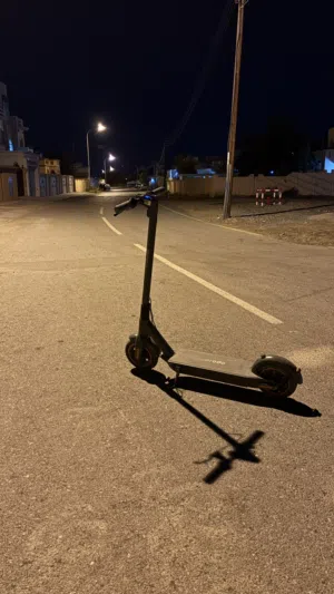 سكوتر للبيع)حجم الكبير)