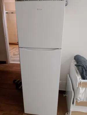 للبيع ثلاجه السعر 20