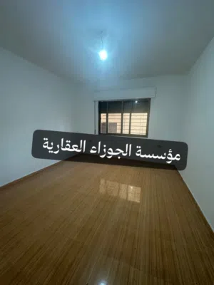 شقة لقطة فارغة للايجار شارع الاذاعة - خلف بن العميد