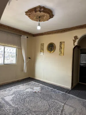 130 m2 3 Bedrooms Apartments for Sale in Zarqa Russayfah