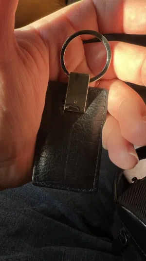 مدالية مرسيدس جديدة غير مستخدمة من غرغور